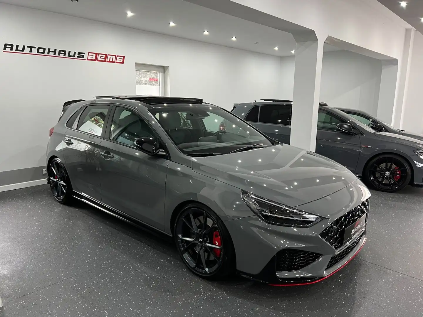 Hyundai i30 N Performance *DCT*KOMFO*PANO*LED*NAVI*MAXTO Grau - 2