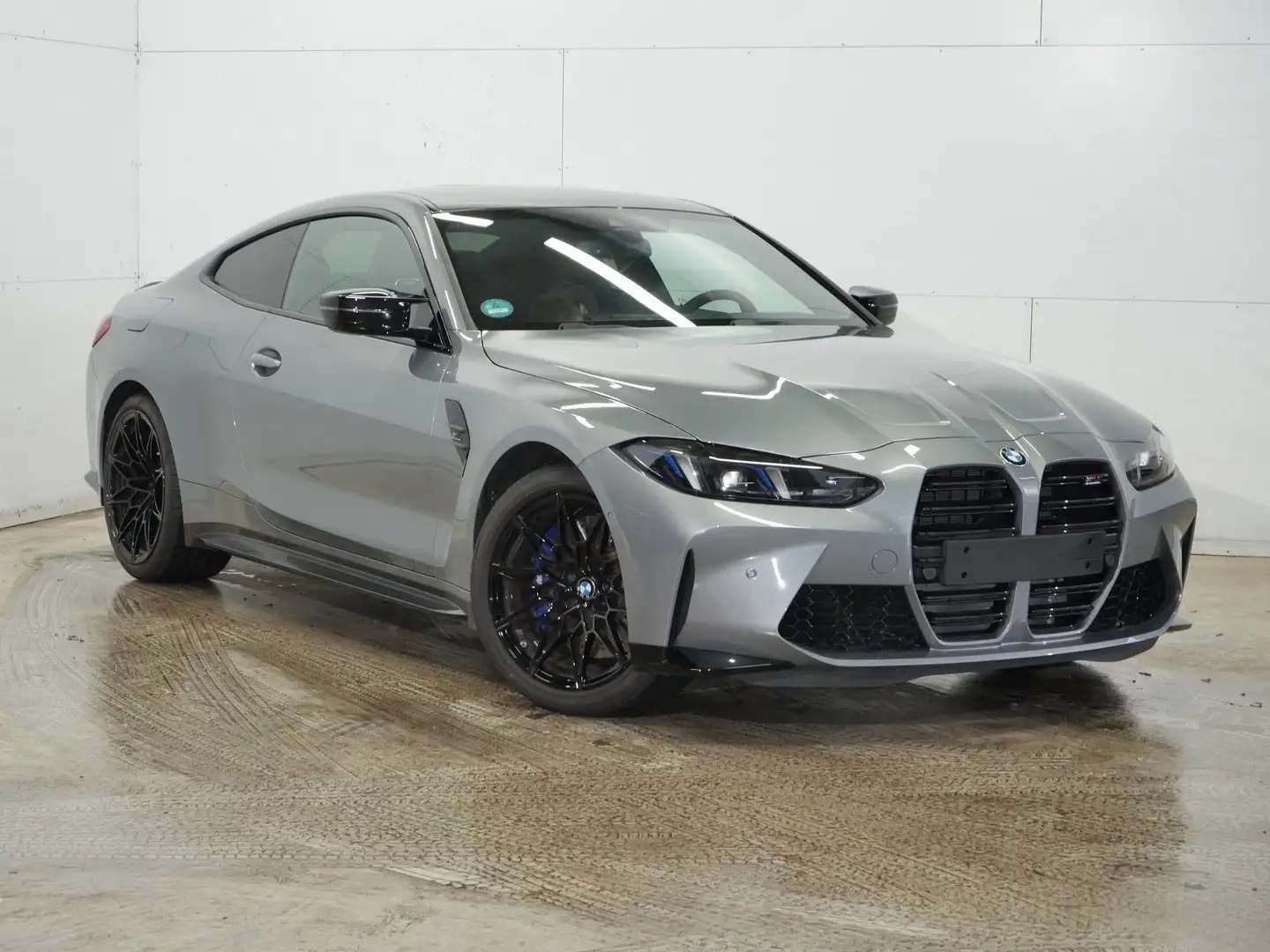 BMW M4 Competition M Alcantaralenkrad, Carbon Fibre, HKS Gris - 2