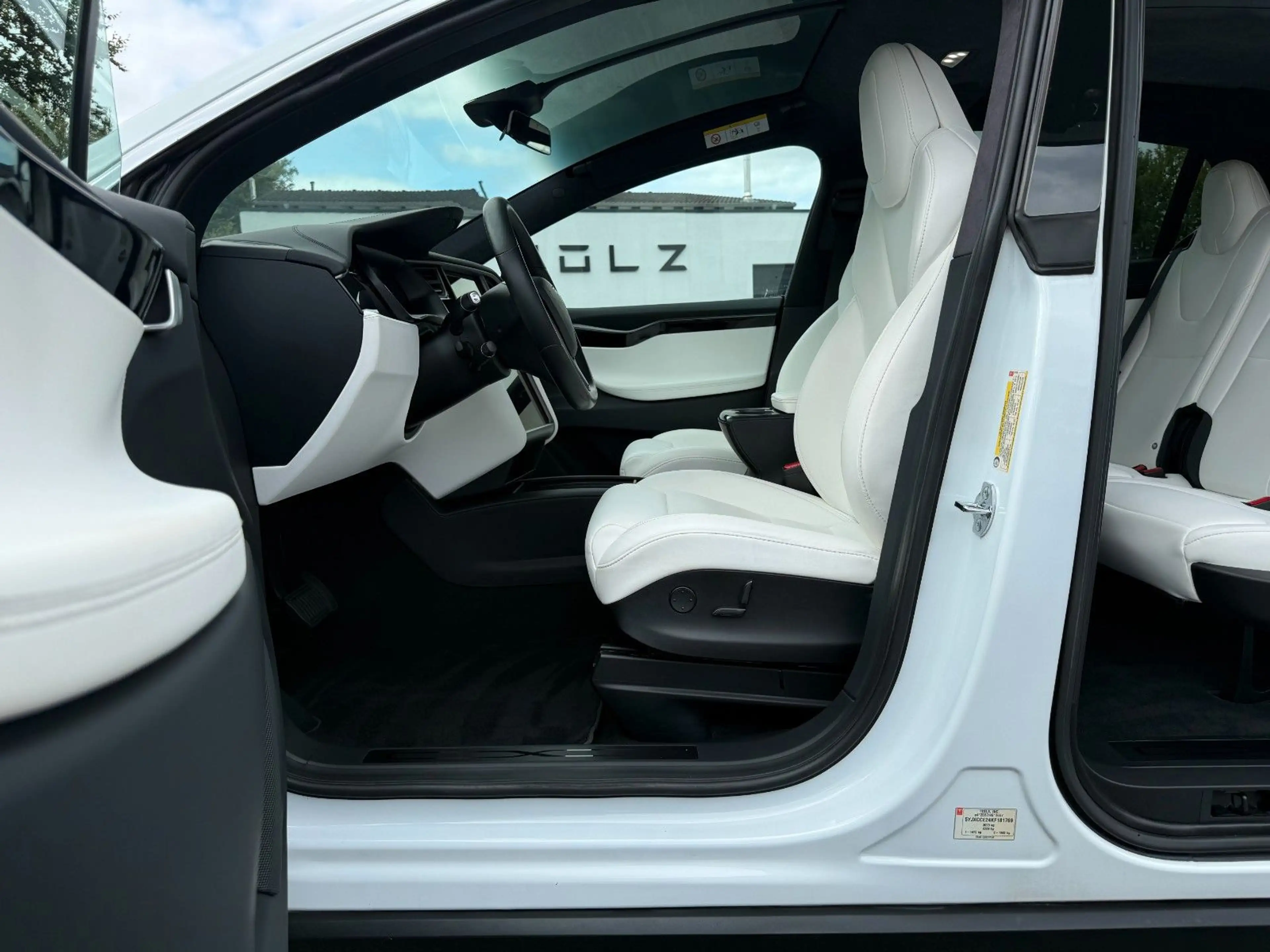 Tesla Model X Long Range Raven *White Interior* *FSD* — photo 8