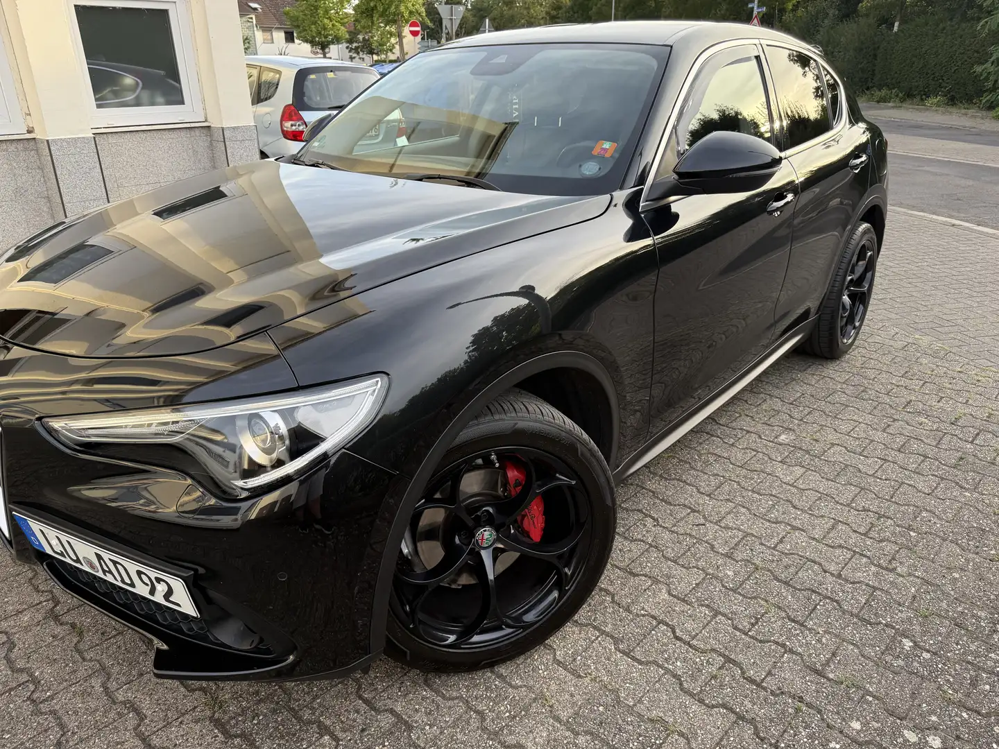 Alfa Romeo Stelvio 2.2 t Executive Q4 210cv auto Schwarz - 2