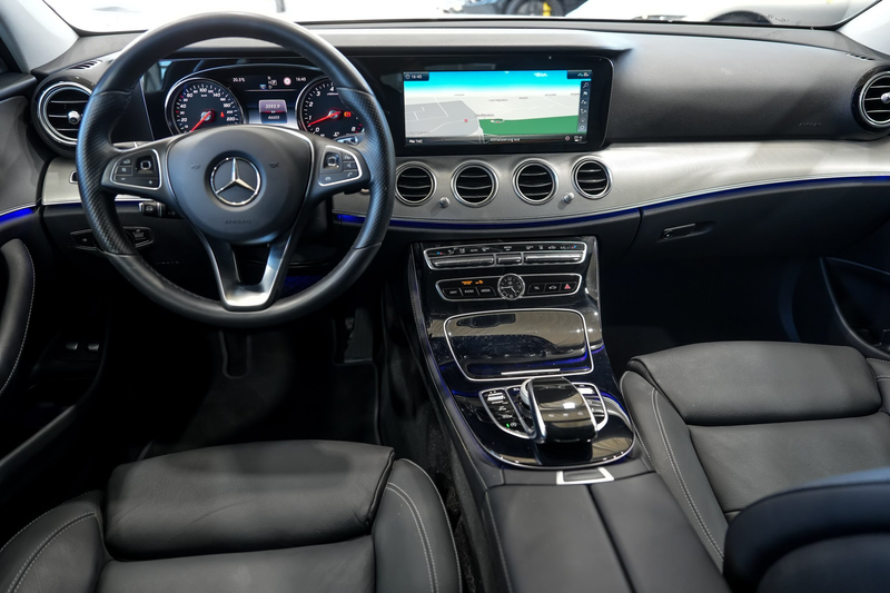 Mercedes-Benz E 400 T-Modell 4Matic*AVANTGARDE*LUFT*360°*AHK* — photo 12