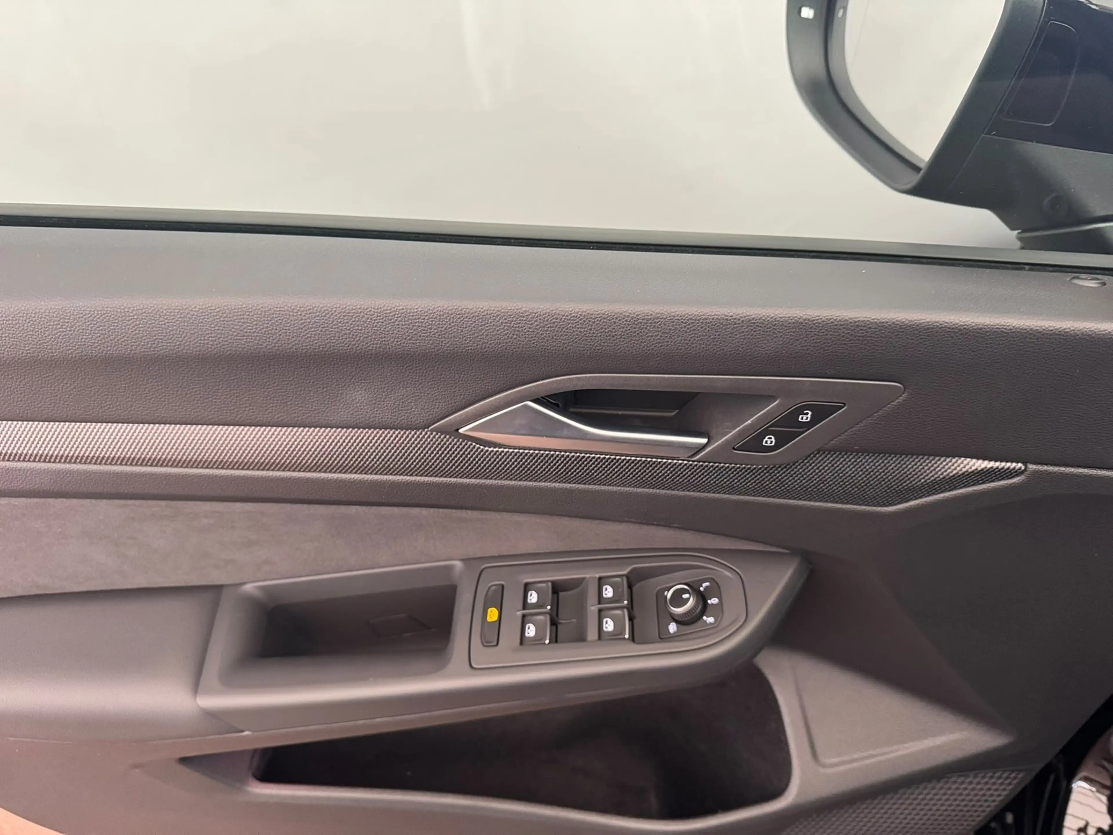 Volkswagen Golf VIII GTI 2.0TSI DSG+MATRIX+H&K+HUD+DCC+ACC — photo 11