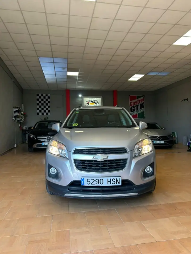 Chevrolet Trax 1.7 LT Gris - 1