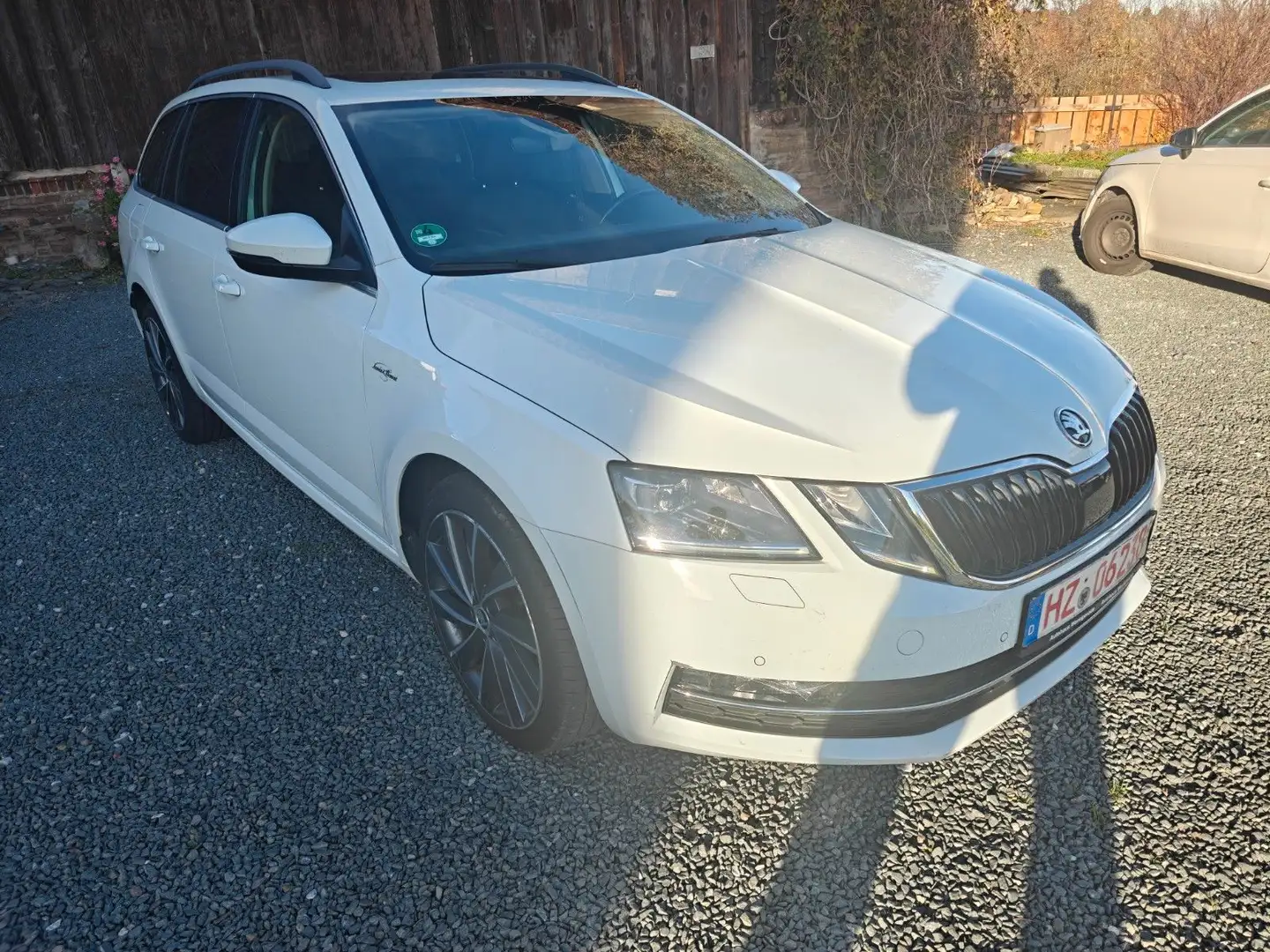 Skoda Octavia Combi L&K 4x4 Blanc - 1
