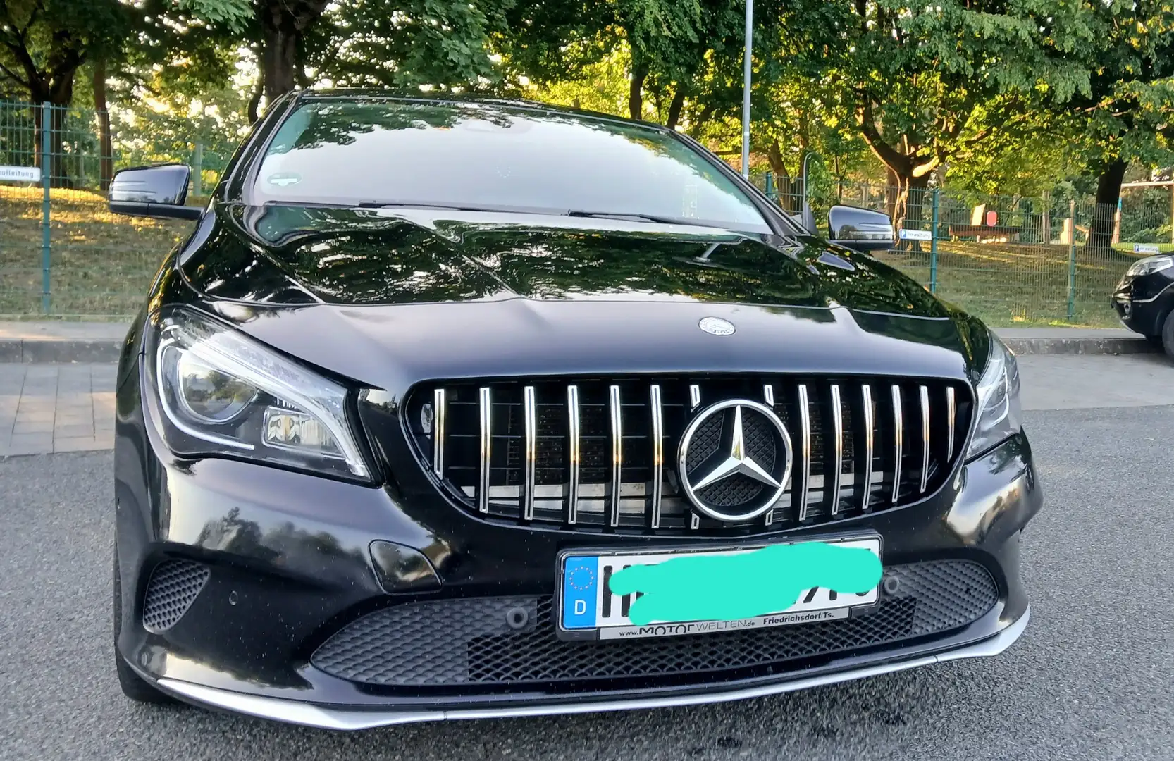 Mercedes-Benz CLA 220 Shooting Brake d Premium auto FL - 1