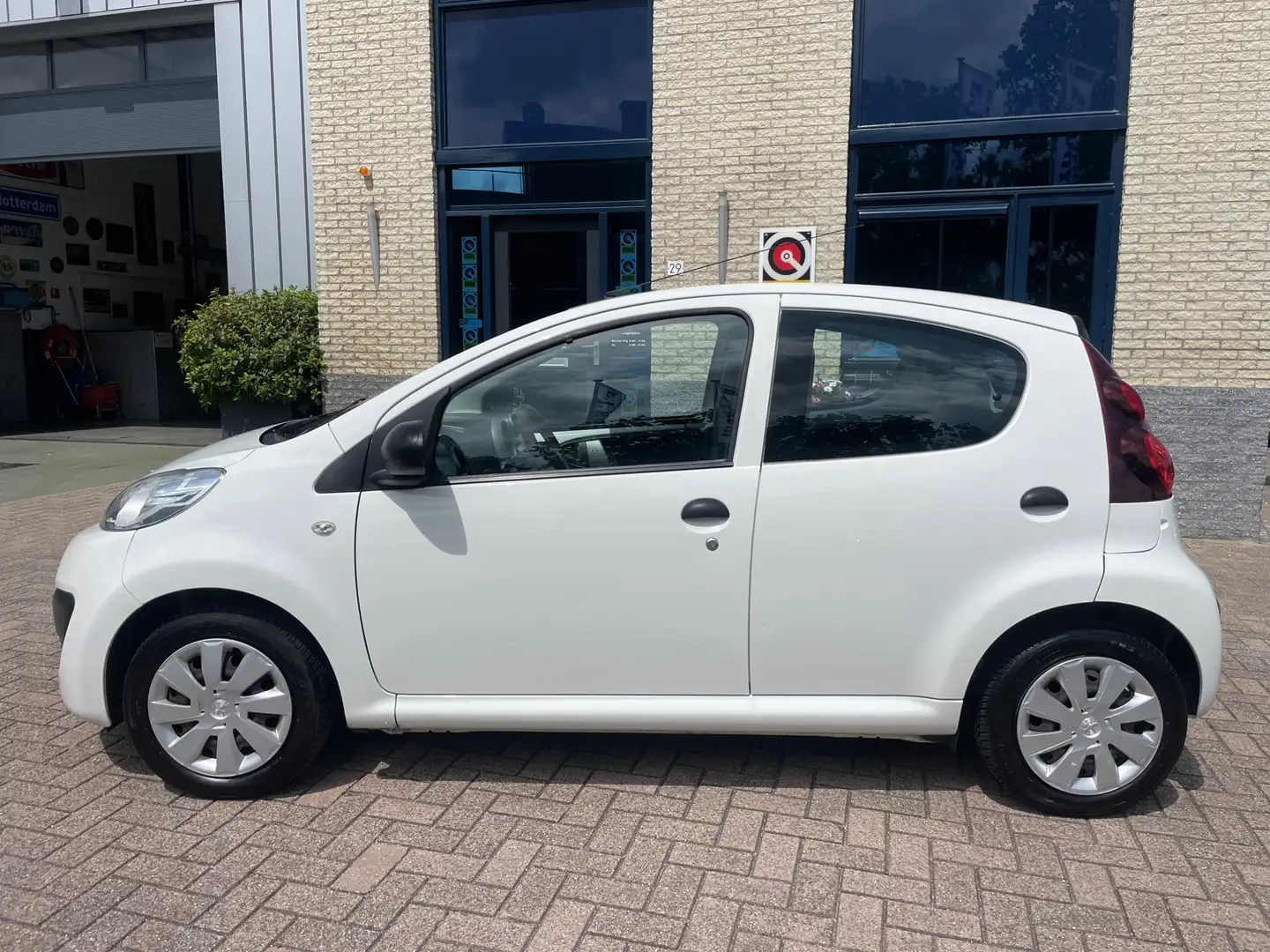 Peugeot 107 1.0 - Airco- keurig onderhouden- trekhaak Bianco - 2