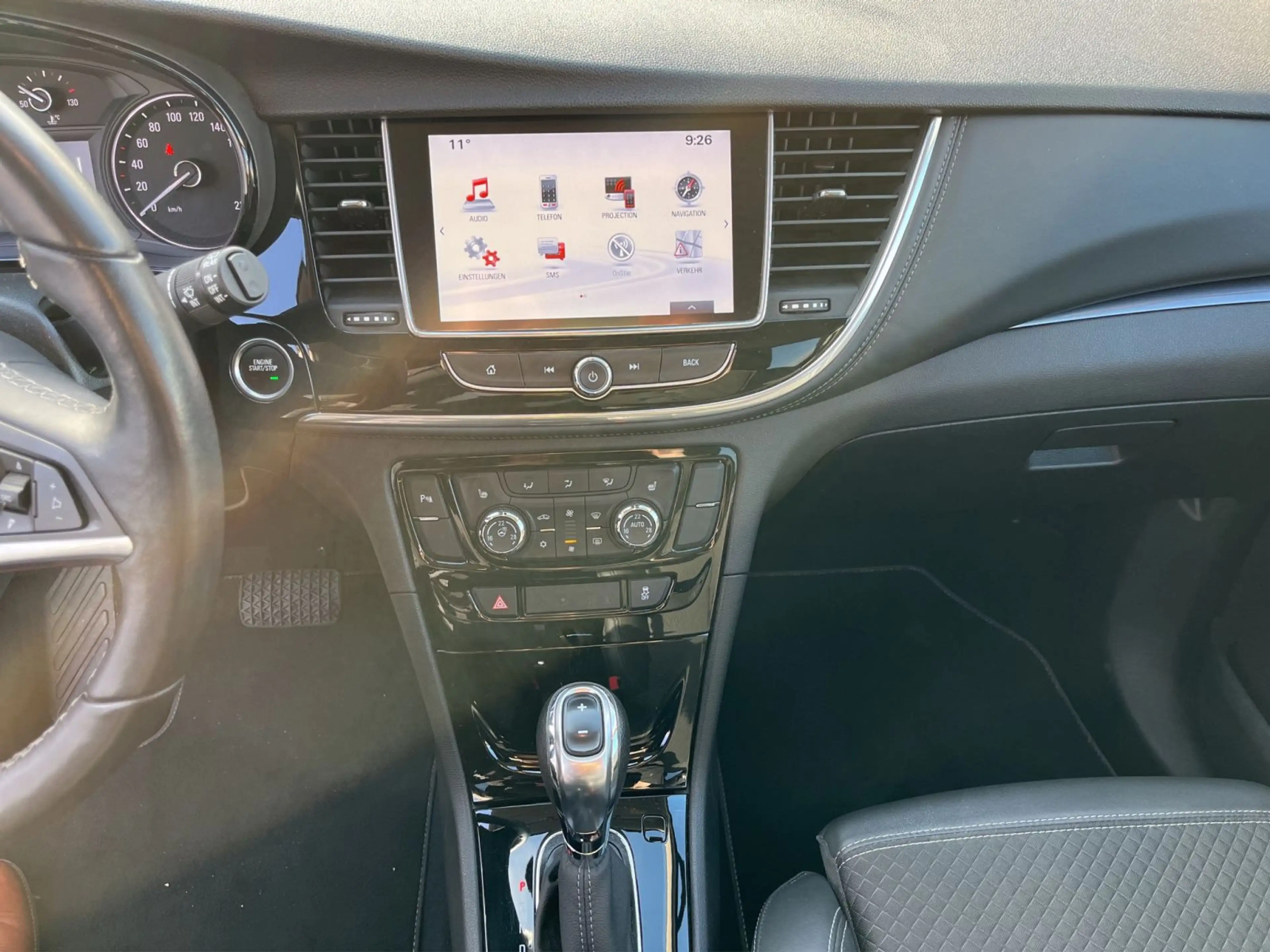 Opel Mokka X 1.4 T. Innovation, Automatik, AHK, Navi — photo 13