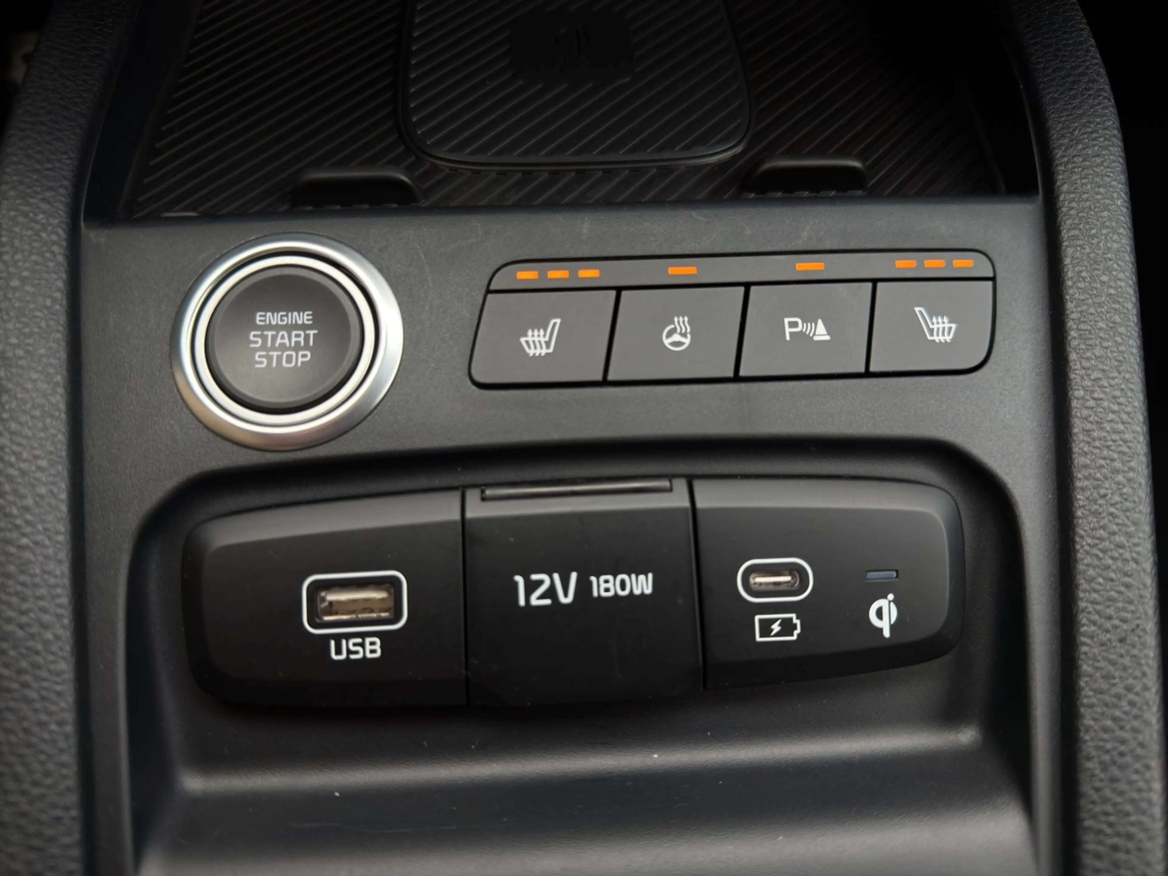 Kia Stonic 1.0 T-GDI, GT-Line, DCT — photo 15