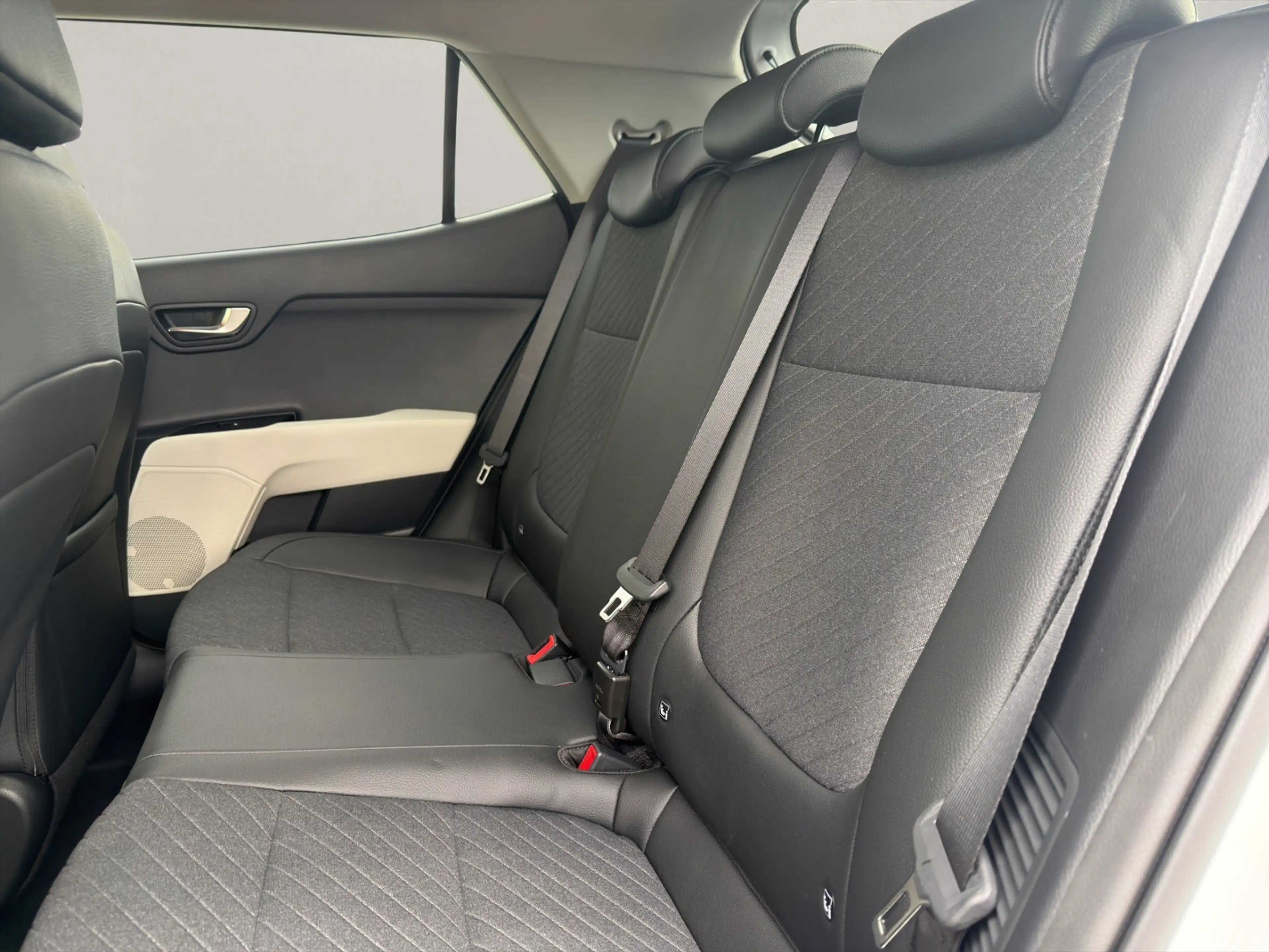 Kia Stonic 1.0 T-GDI, GT-Line, DCT — photo 10