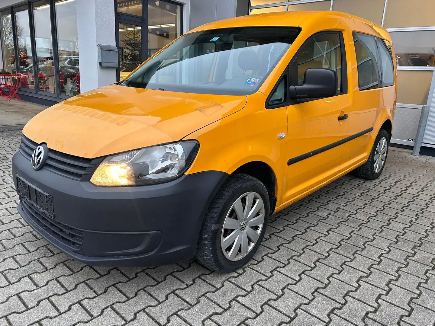 Volkswagen Caddy Kombi 1.6 TDI AHK Regal Gelb - 2