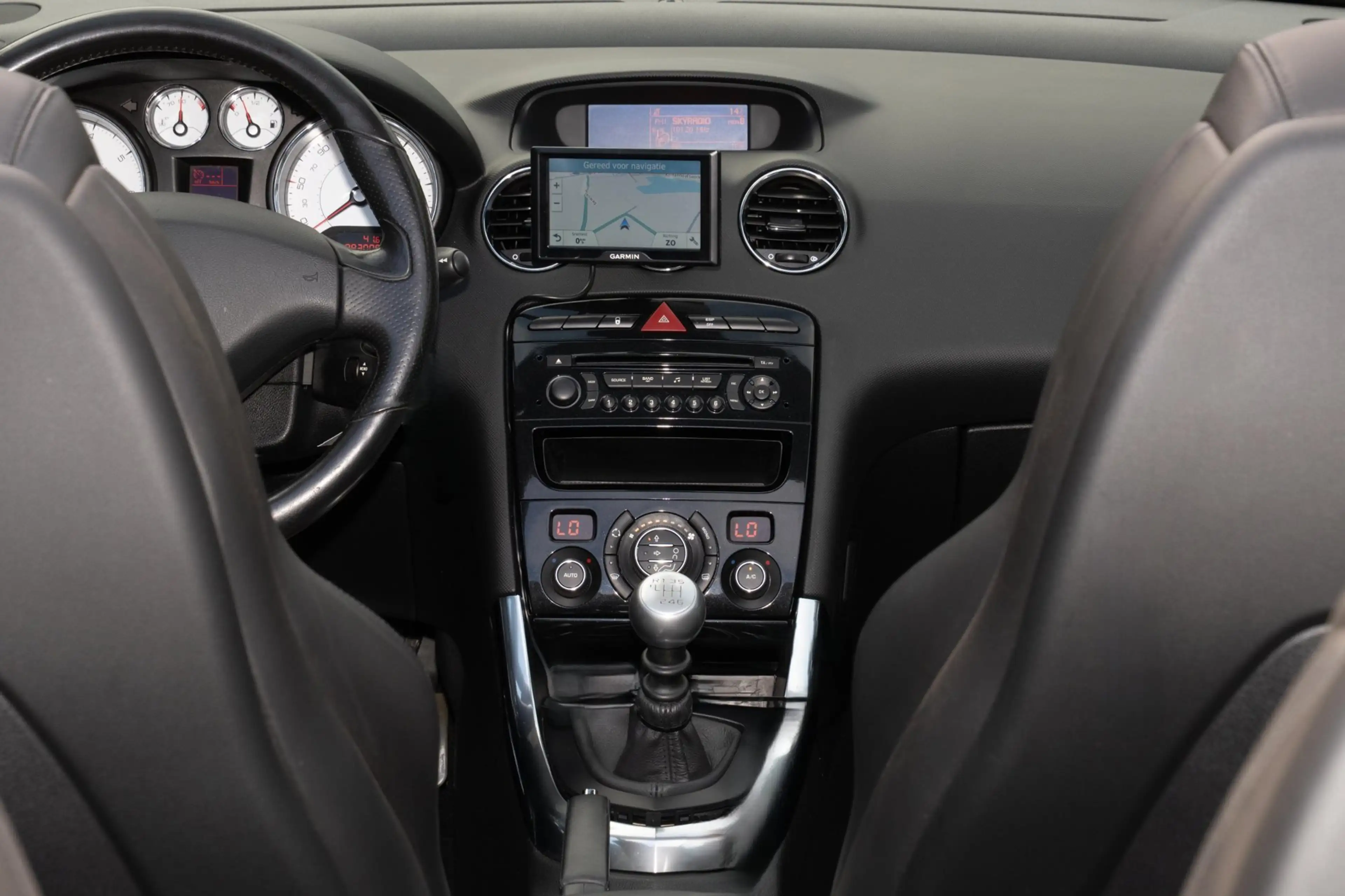 Peugeot 308 CC 1.6 THP Griffe Cabrio +NAP org. NL-auto — photo 18
