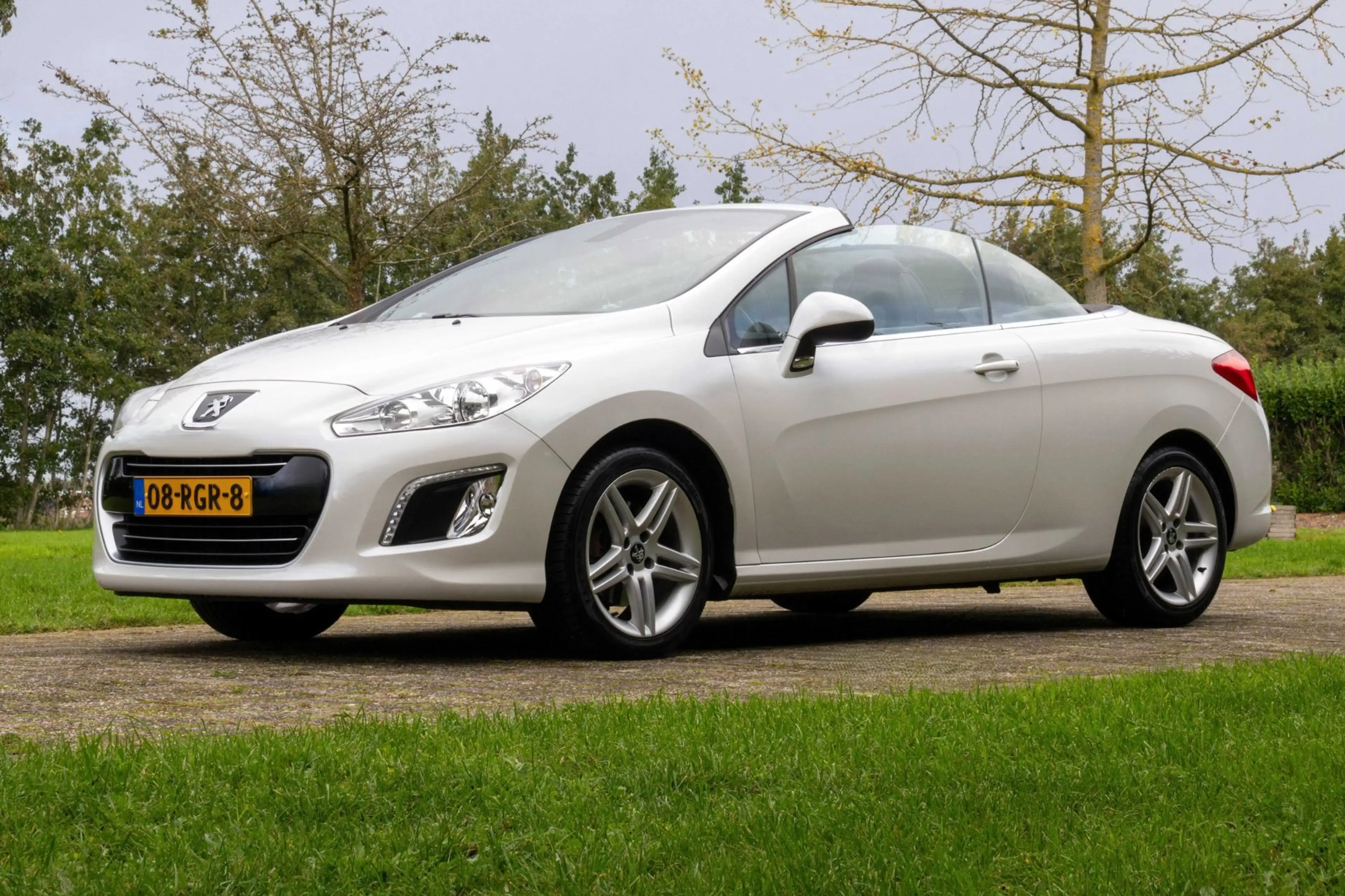 Peugeot 308 CC 1.6 THP Griffe Cabrio +NAP org. NL-auto — photo 3