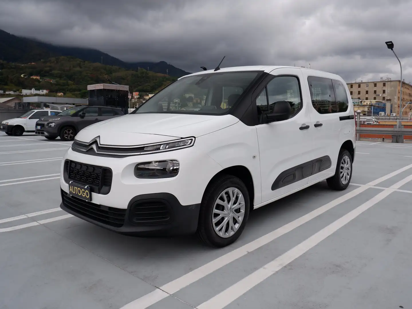 Citroen Berlingo COMBI BlueHDI 100 S&S M Live N1 Blanc - 1