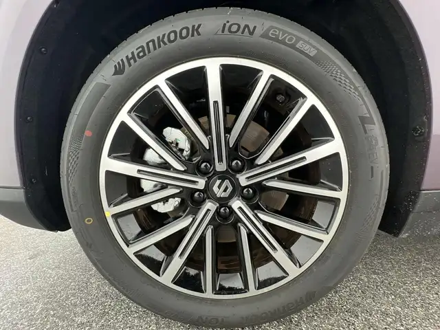 Leapmotor B10 view 7