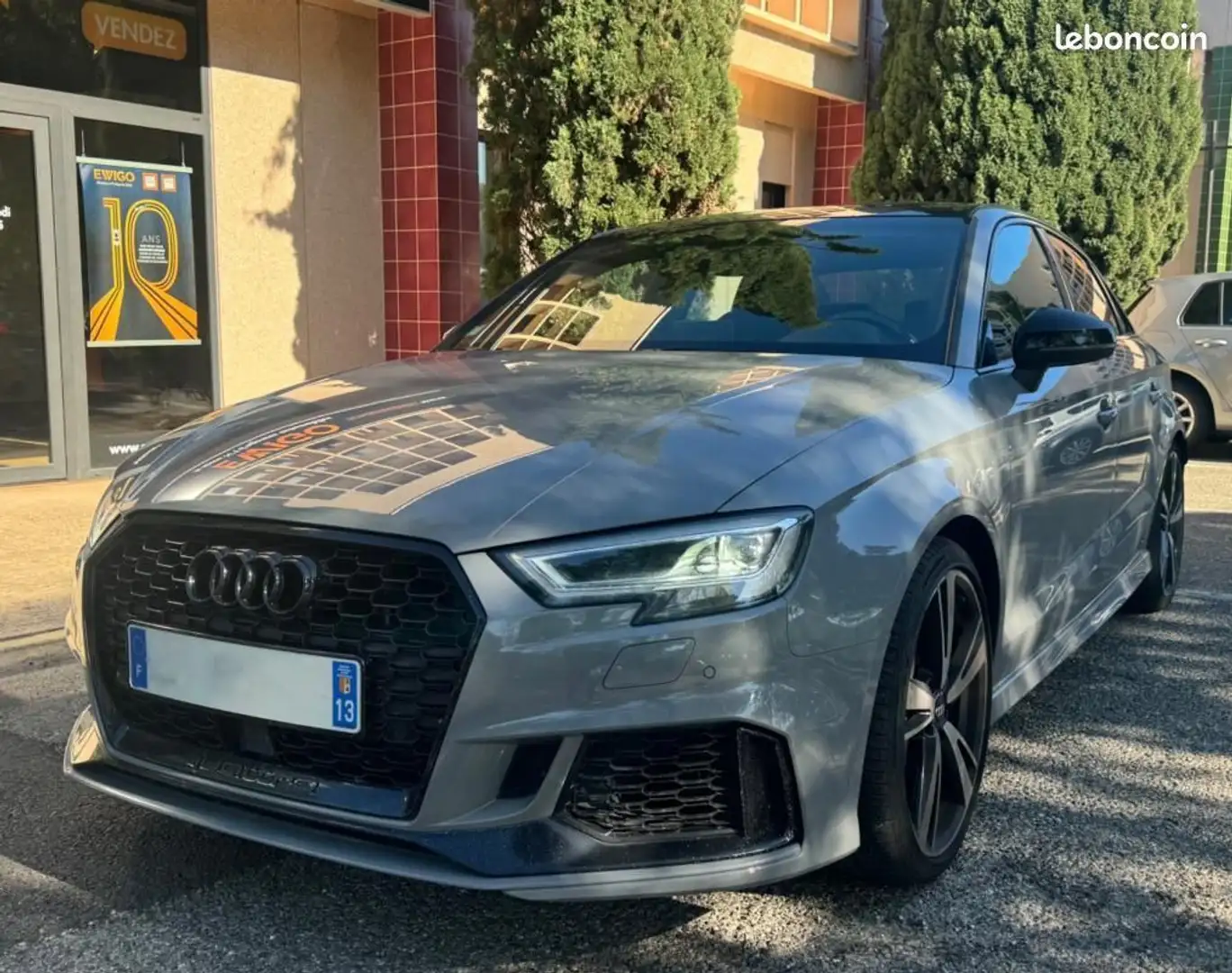 Audi RS3 BERLINE III 2.5 TFSI 400CH QUATTRO S-TRONIC BVA EN Gris - 2