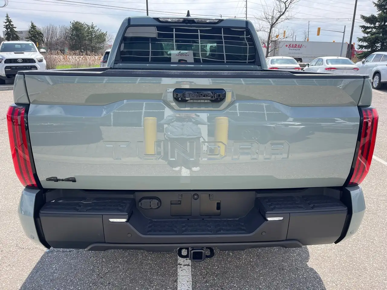 Toyota Tundra снимка Toyota Tundra