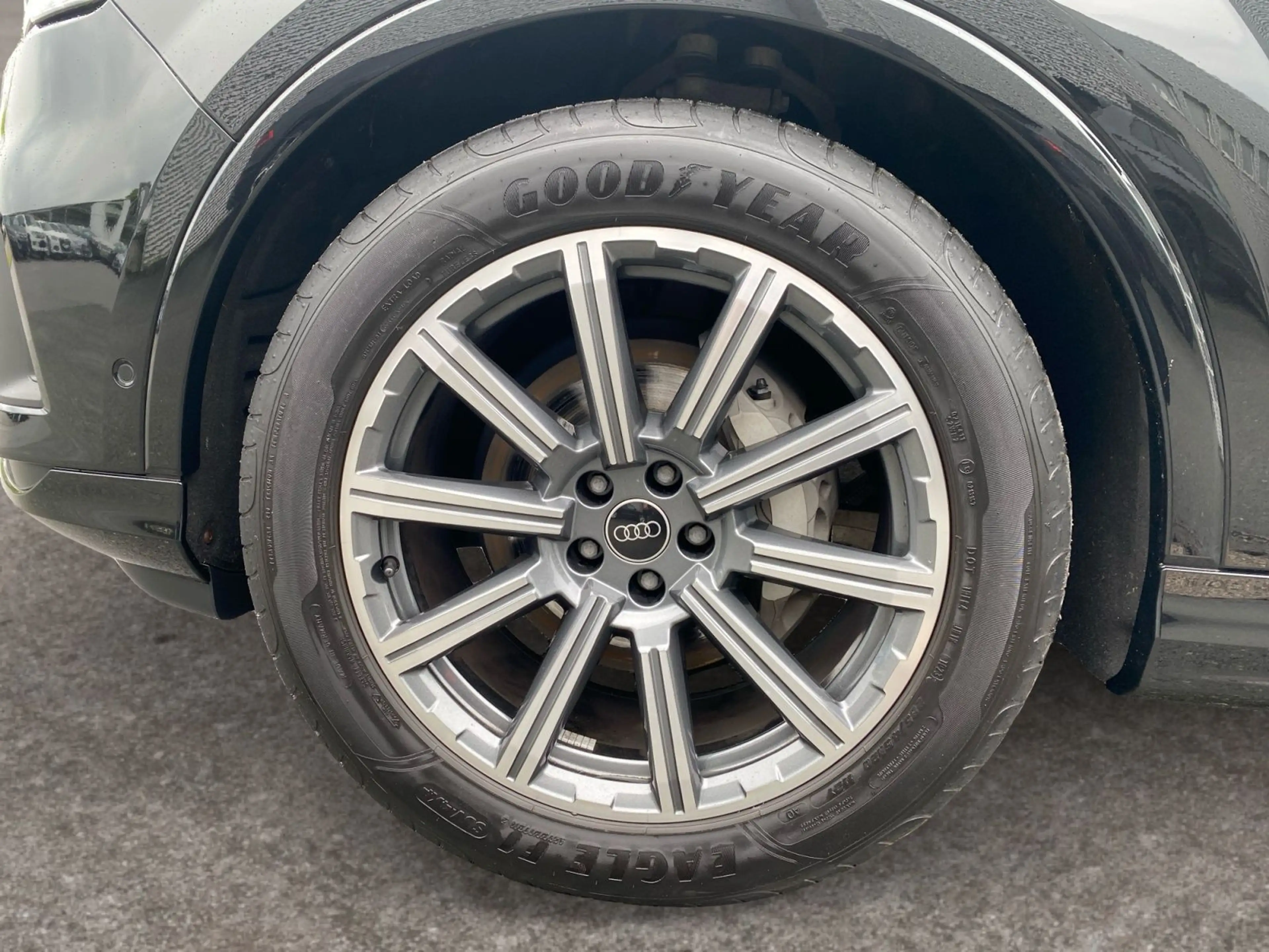 Audi Q7 50 TDI qu. air*Matrix*Pano*20Z — photo 15