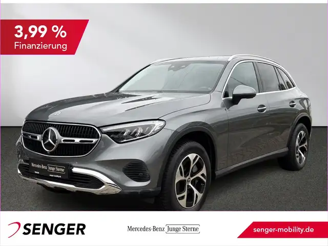 Mercedes-Benz GLC 300 4M Avantgarde Distronic CarPlay Navi AHK