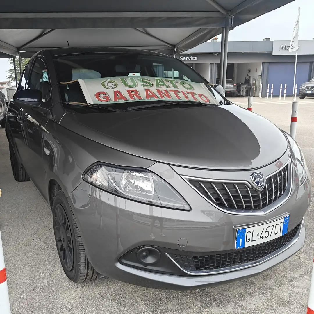 Lancia Ypsilon Ypsilon 1.0 firefly hybrid UnYca s Grigio - 2