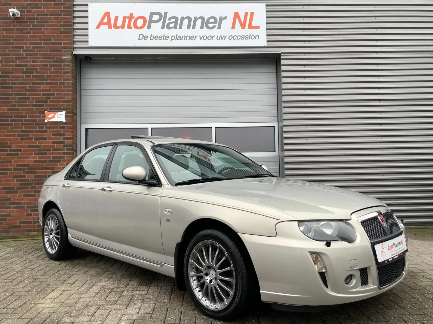 Rover 75 4.6 V8 Executive! 260PK! Clima! Leder! Schuifdak! Šedá - 1