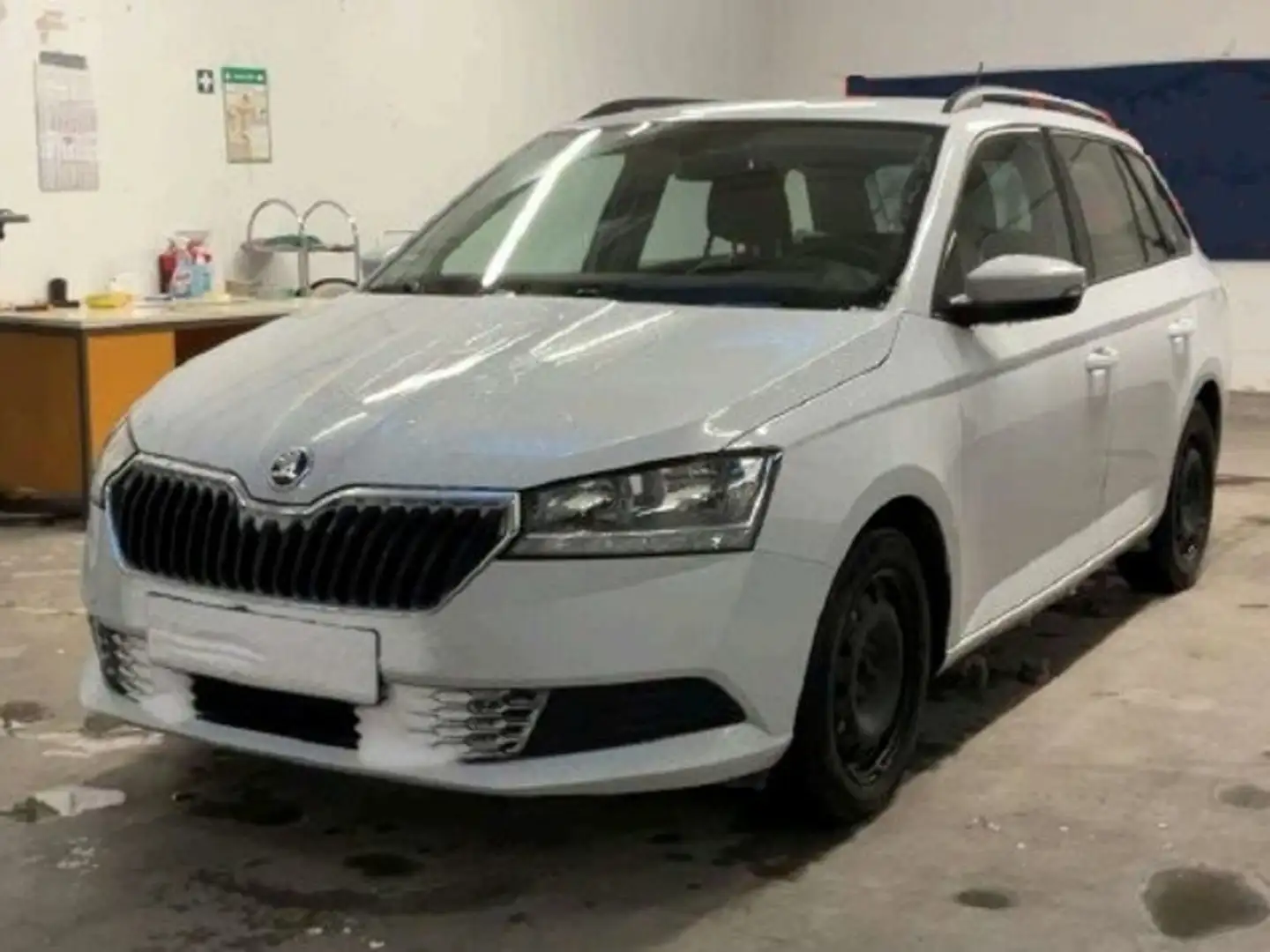 Skoda Fabia Combi 1,0 TSI Ambition Navi Weiß - 2