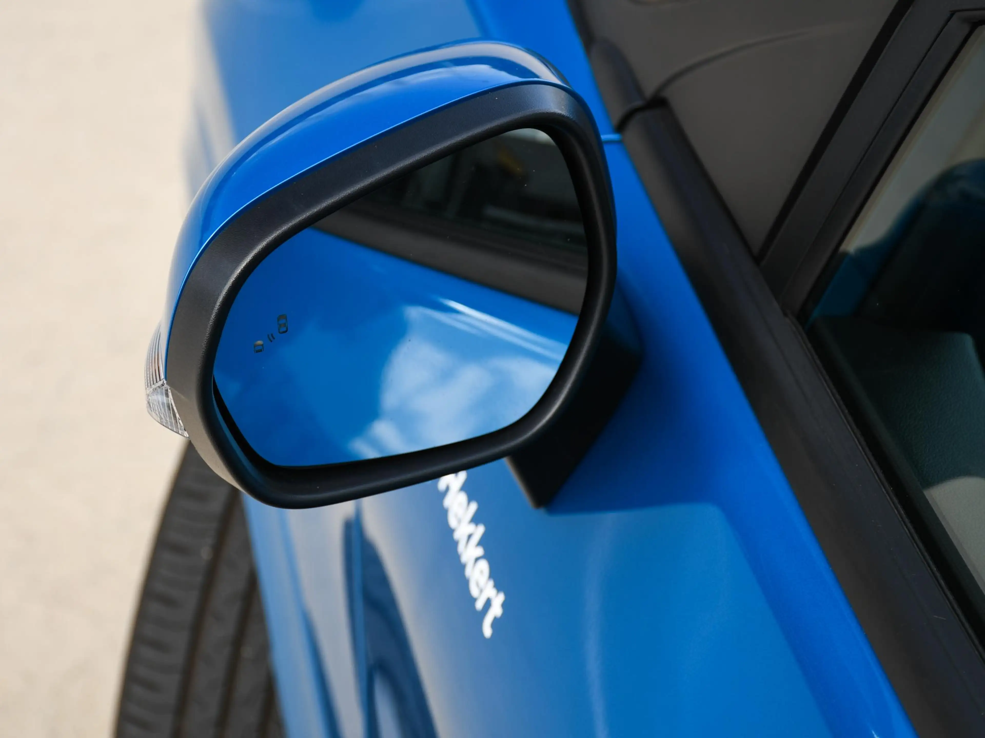 Ford Puma Gen-E Premium 44 kWh 168pk Automaat SCHUIF-DAK | 18''LM — photo 9