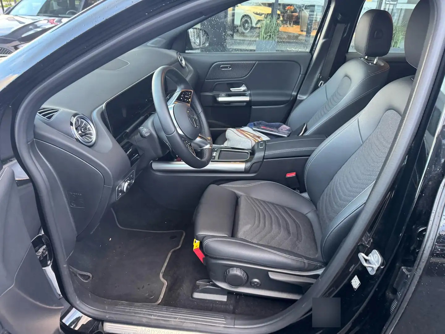 Mercedes-Benz EQA 250 250+ Business Line + CARPLAY + LED + SENSOREN + CA Noir - 2