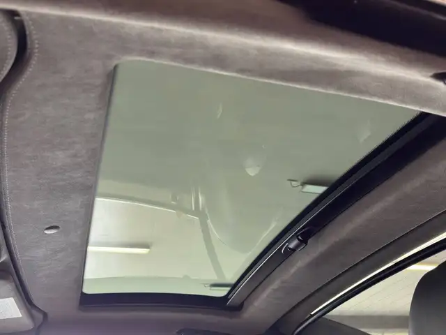 Mercedes-Benz SL view 14