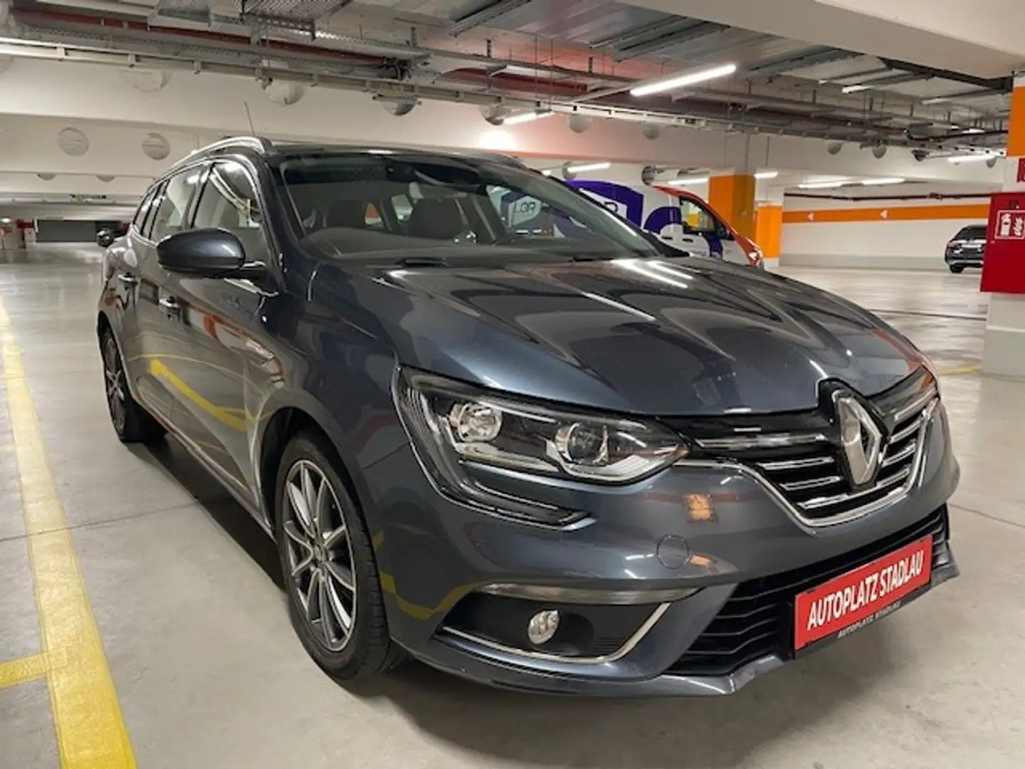 Renault Megane Mégane Grandtour Intens Energy dCi 110 EDC Grau - 2