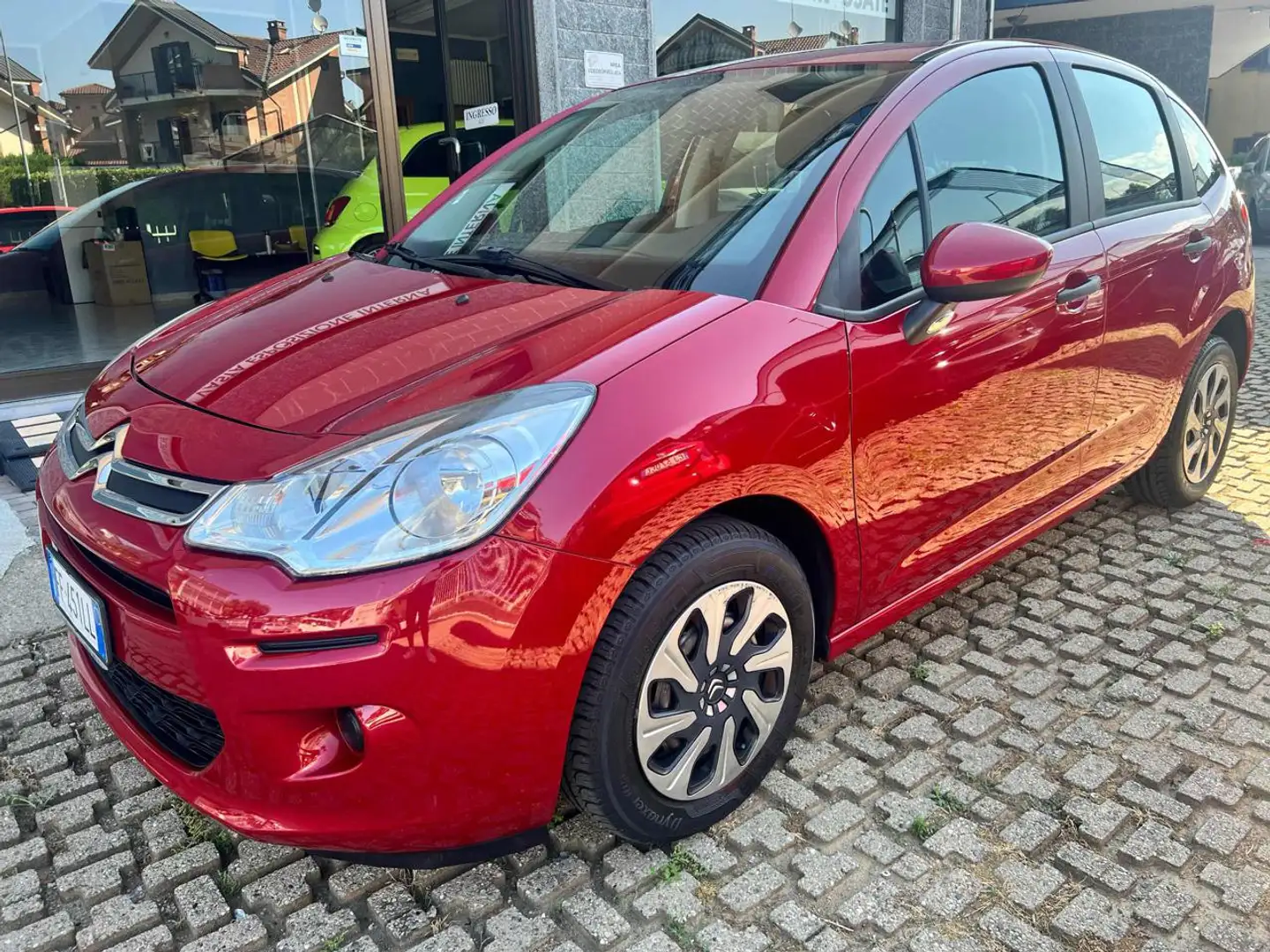 Citroen C3 PureTech 68 Live Edition unico prop. Rosso - 2