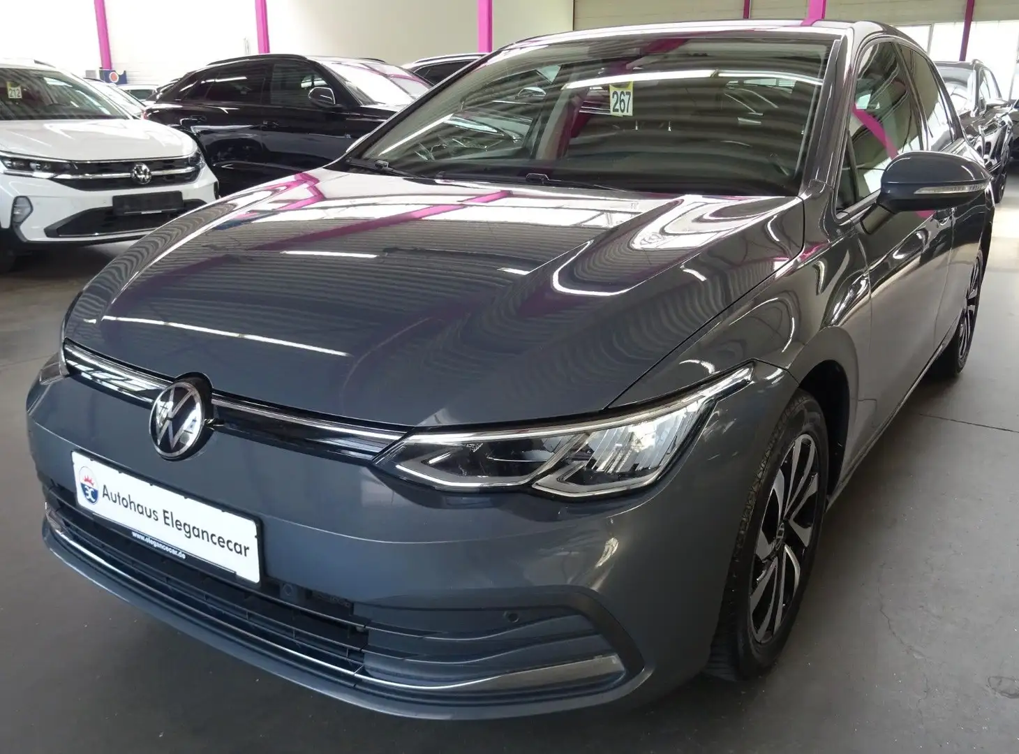 Volkswagen Golf 8 2.0 TDI Active*AHK*ACC*CAM*SHA*SH*NAVI* Grigio - 1