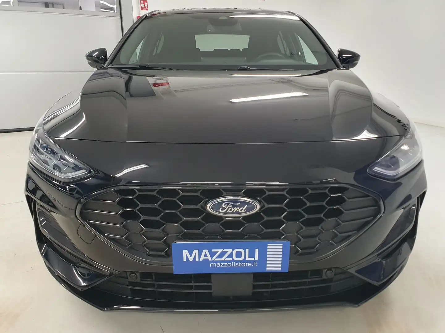 Ford Focus 1.5 ecoblue ST-Line 115cv auto Schwarz - 2
