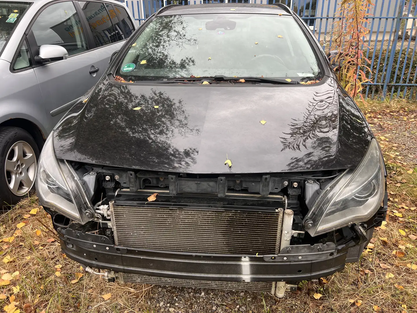 Opel Astra Innovation, Motorschaden Noir - 1