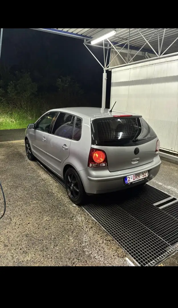 Volkswagen Polo 1.4 TDi Base - 2