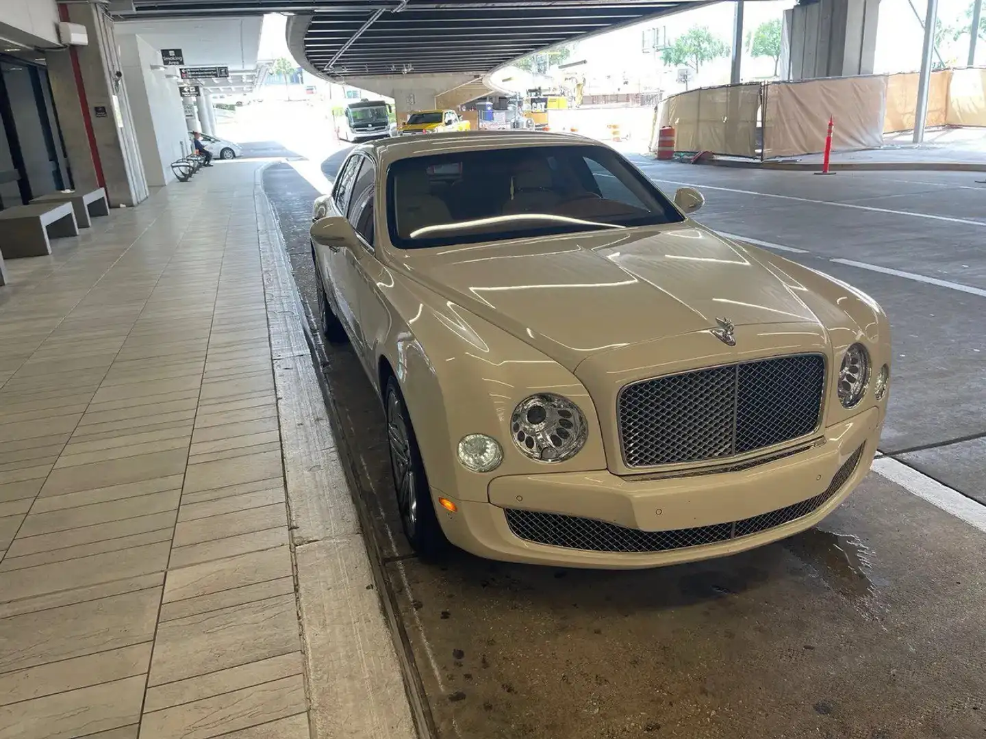 Bentley Mulsanne Mulsanne Beige - 2