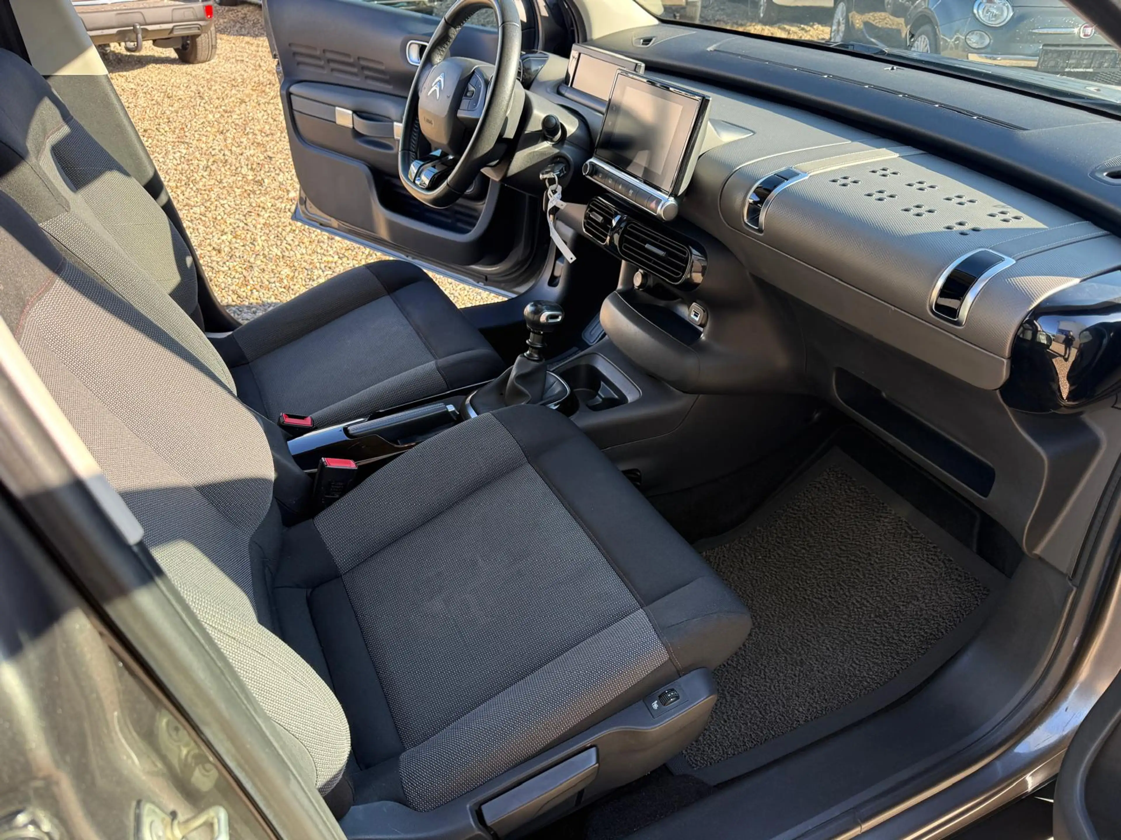 Citroen C4 Cactus Shine — photo 13