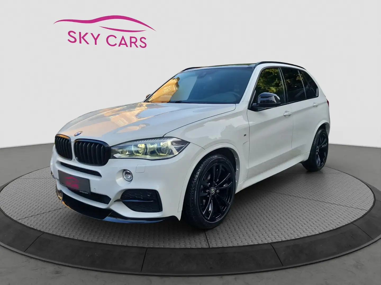 BMW X5 xDrive 30 d M///Sportpaket*20 Zoll*360° Kamera Weiß - 1