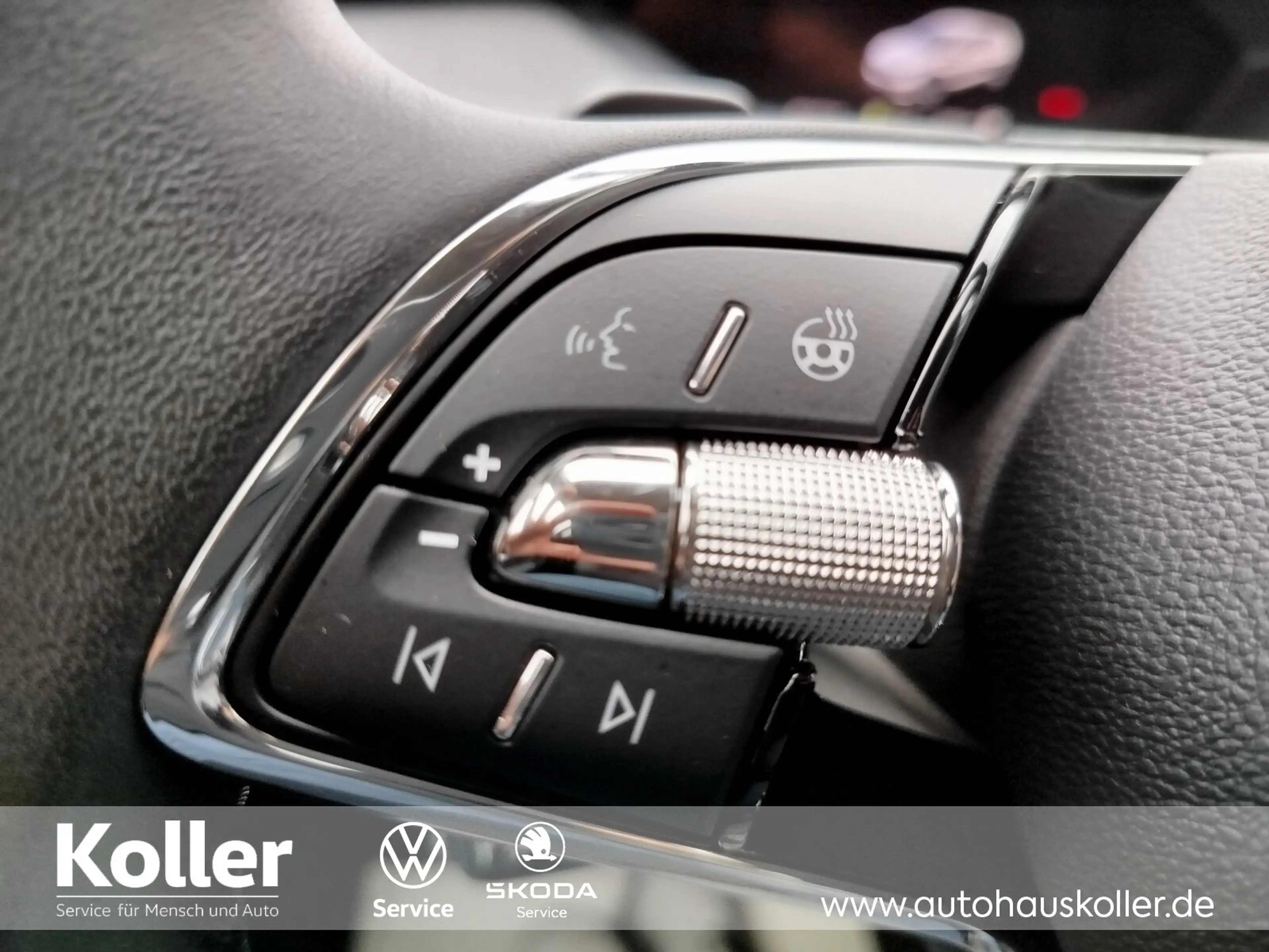 Skoda Enyaq Enyaq iV 60 Clever Wärmepumpe Matrix LED Kamera — photo 11