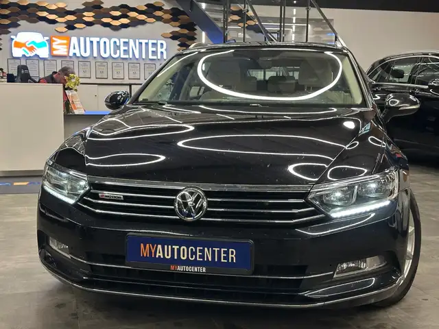 Volkswagen Passat main image
