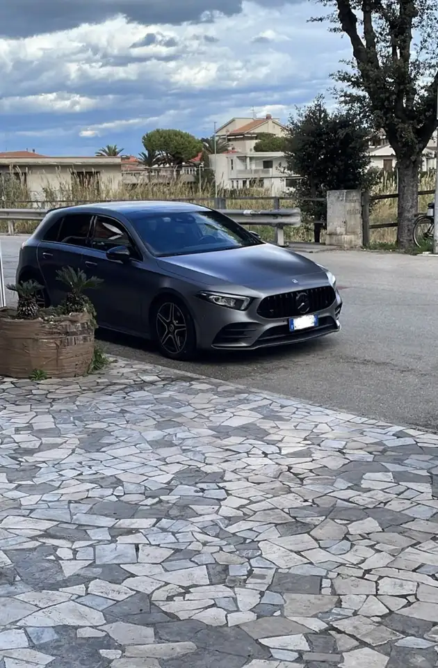 Mercedes-Benz A 180
