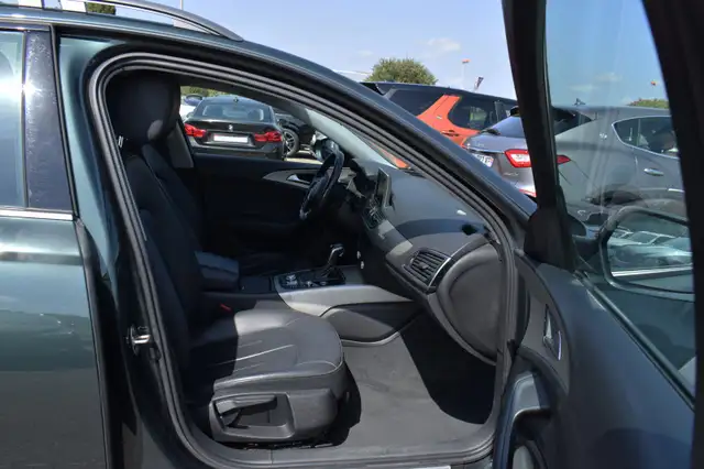 Audi A6 view 14