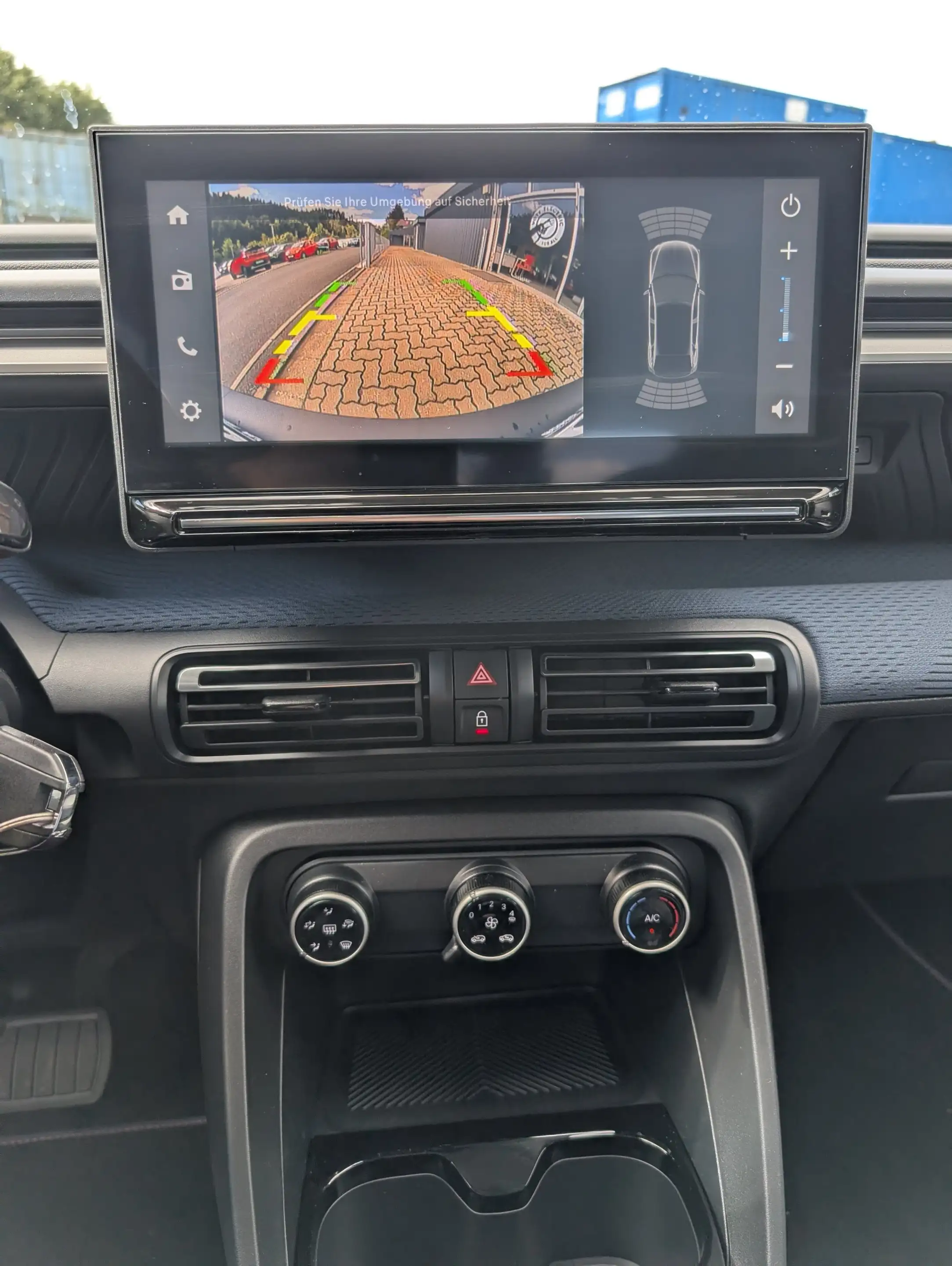 Citroen C3 Hybrid 110 Collection — photo 11