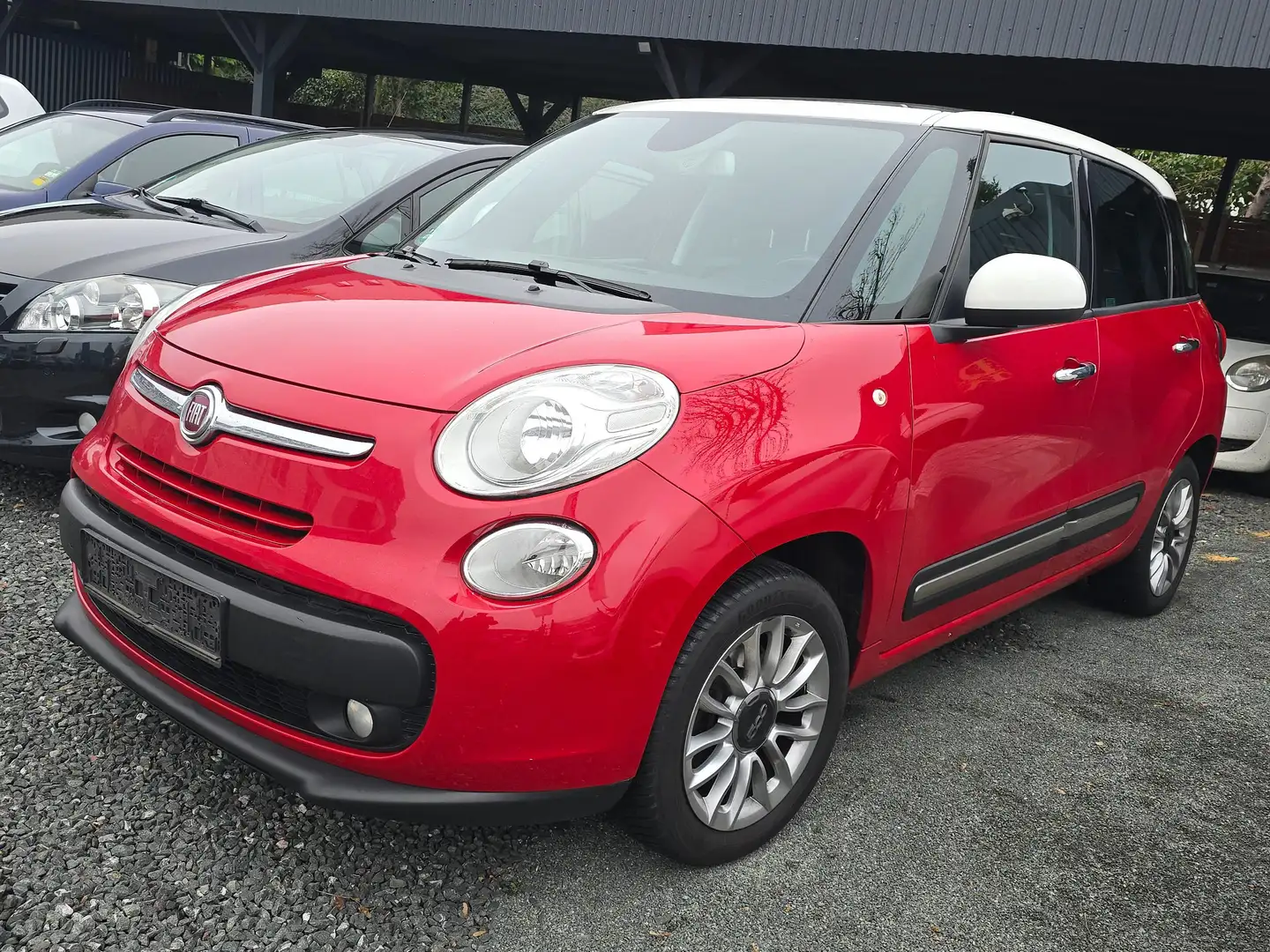 Fiat 500L Lounge Automatik  . Panorama. Červená - 1