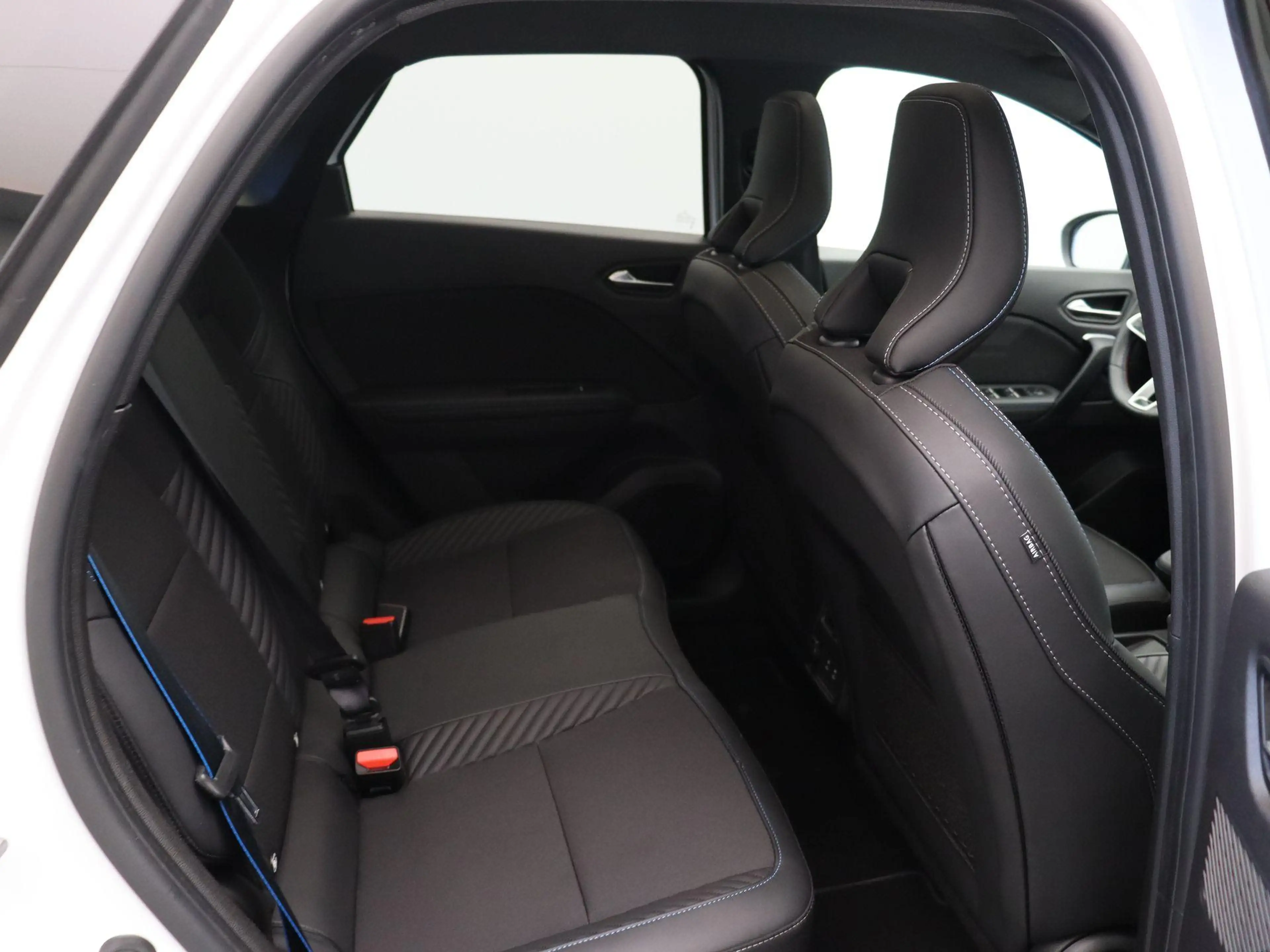 Renault Symbioz 1.8 E-Tech full hybrid 160 esprit Alpine | Panoram — photo 8