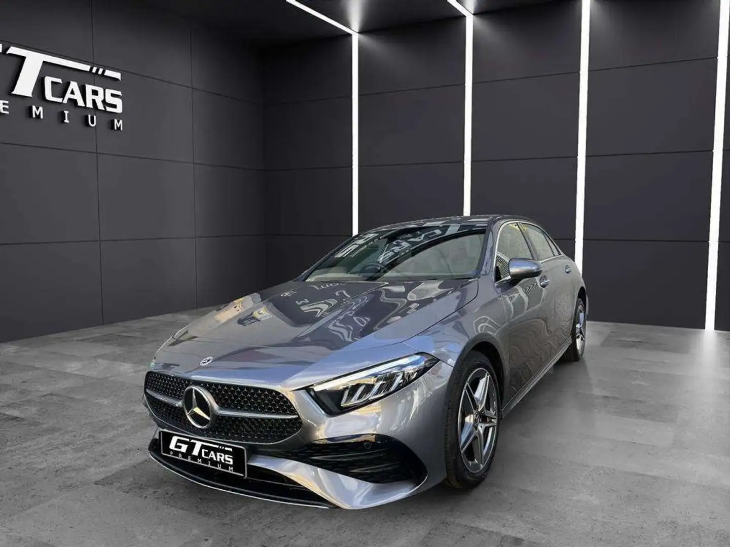 Mercedes-Benz A 250 250e AMG Grau - 1