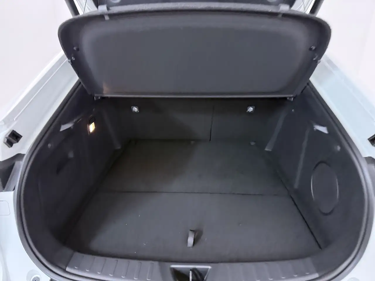 Mazda 6e 2026