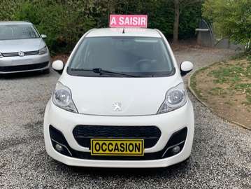 107 1.0i Active AUTOMATIQUE! COMME NEUVE! UNIQUE 32MKM!!! REEL PREMIER PROPRIETAIRE CARNET!! GARANTIE 1AN!!!! A SAISIR!!!