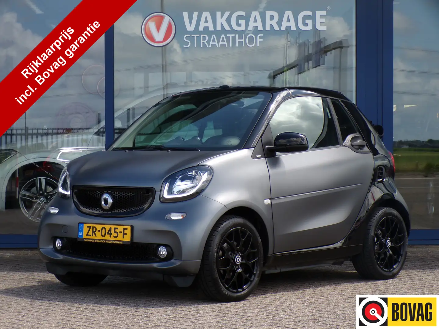 smart forTwo cabrio 1.0 Turbo Pure, Automaat / Stoelverwarming Gris - 1