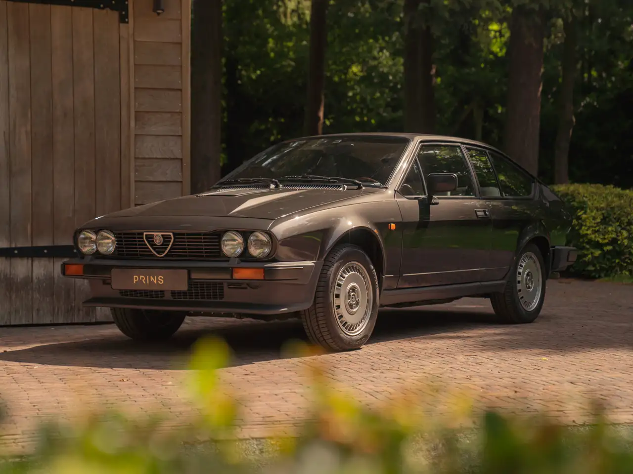 Alfa Romeo GTV 2.5 V6 | Nederlands geleverd, foto 2