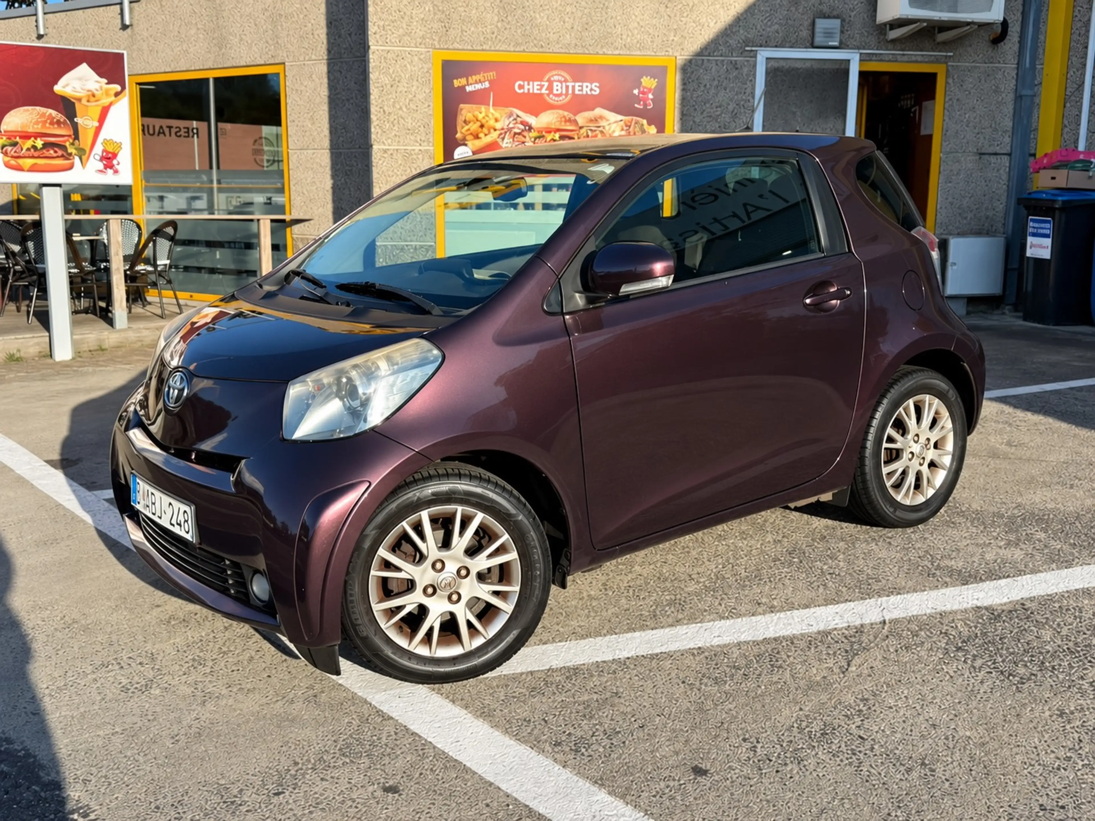Toyota iQ iQ 1.0i VVT-i / AIRCO / GARANTIE / KEY LESS / AUTOMATIQUE — photo 3